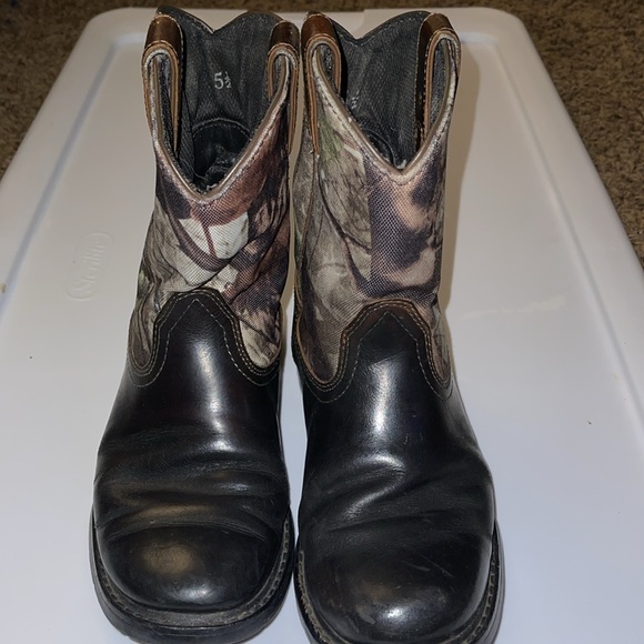Ariat Camo boots - Picture 2 of 5